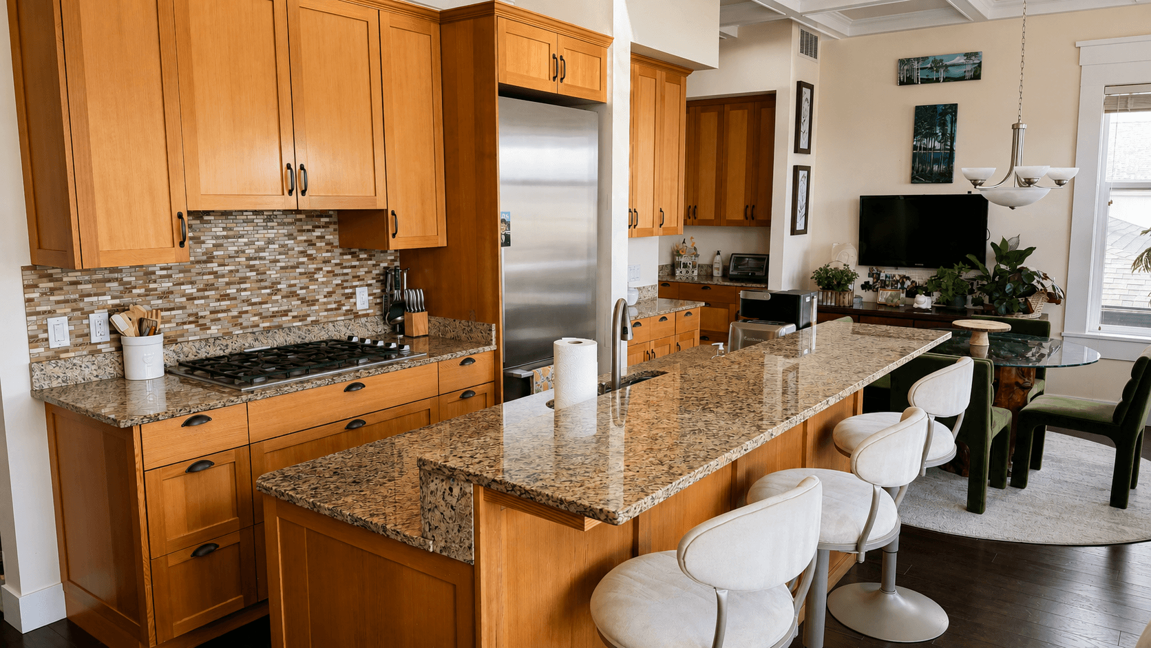 A warm wood kitchen after a full-space clean